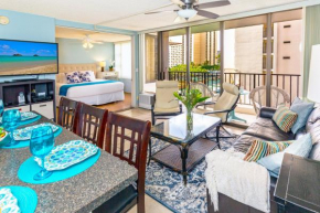 Beautiful 7th Floor Condo with Ocean Views, Parking, WiFi - 1 Block to Beach